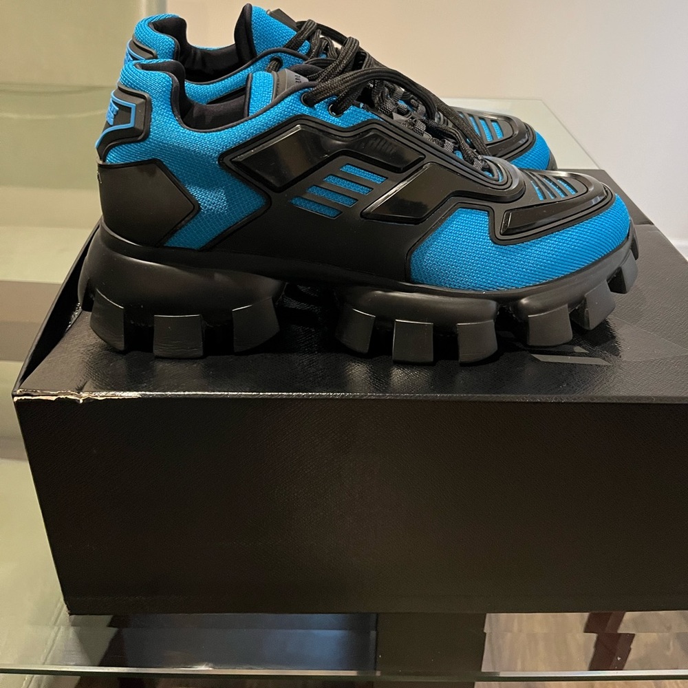 Men’s Prada Cloudbust sneaker black and blue size 8